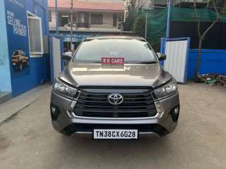 Toyota Innova Crysta 2.4 GX 7 STR